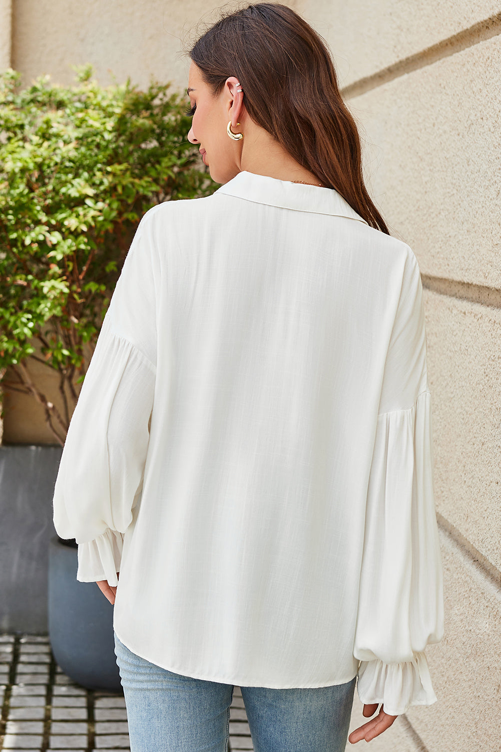 The White Ruffle Elastic Cuff Puffy Sleeve Button-Down Shirt
